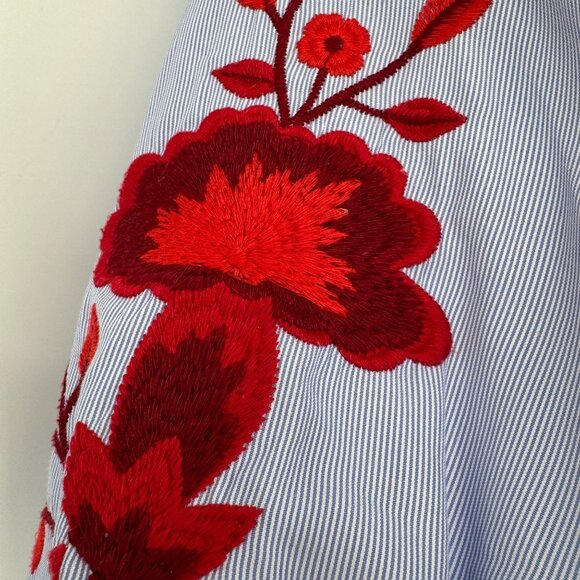 INC International Concepts Embroidered Wrap Top woman’s size small petite bishop - Picture 6 of 14